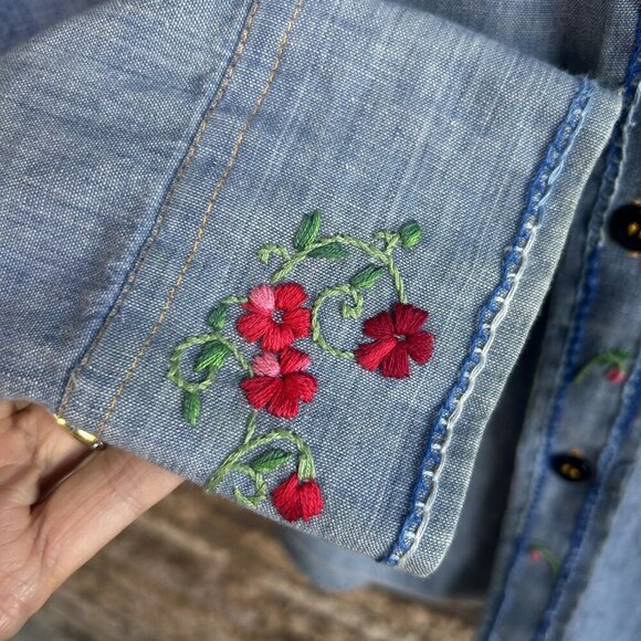 Vintage 60s 70s Hand Embroidered Denim Chambray  Shirt Tennis Floral - Picture 7 of 12